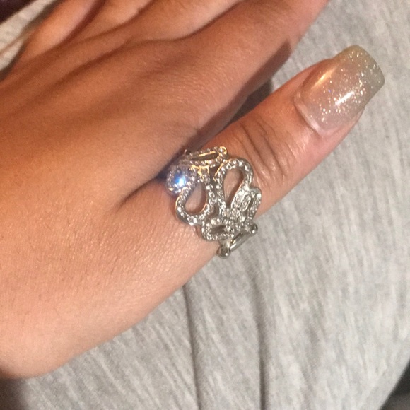 Silver ring - Picture 3 of 5